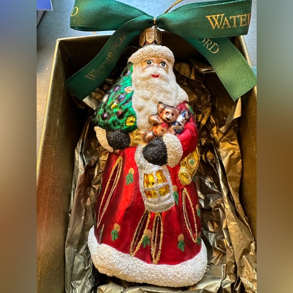 Waterford Crystal Holiday Heirlooms Christmas Ornament “Santa 2nd Edition" - Picture 4 of 15